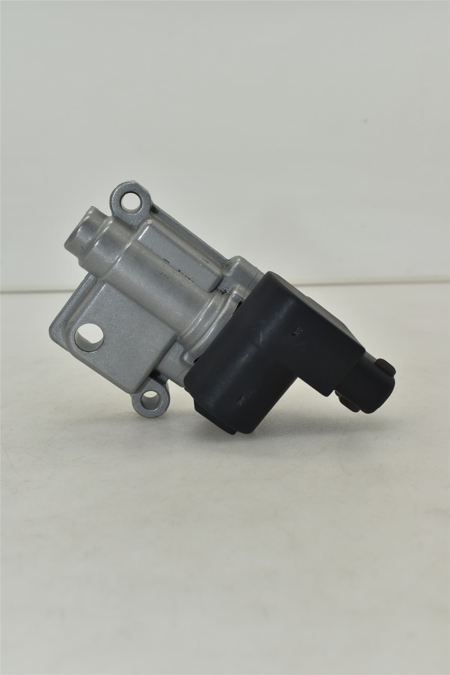 Idle Air Control Valve 16022P8AA01